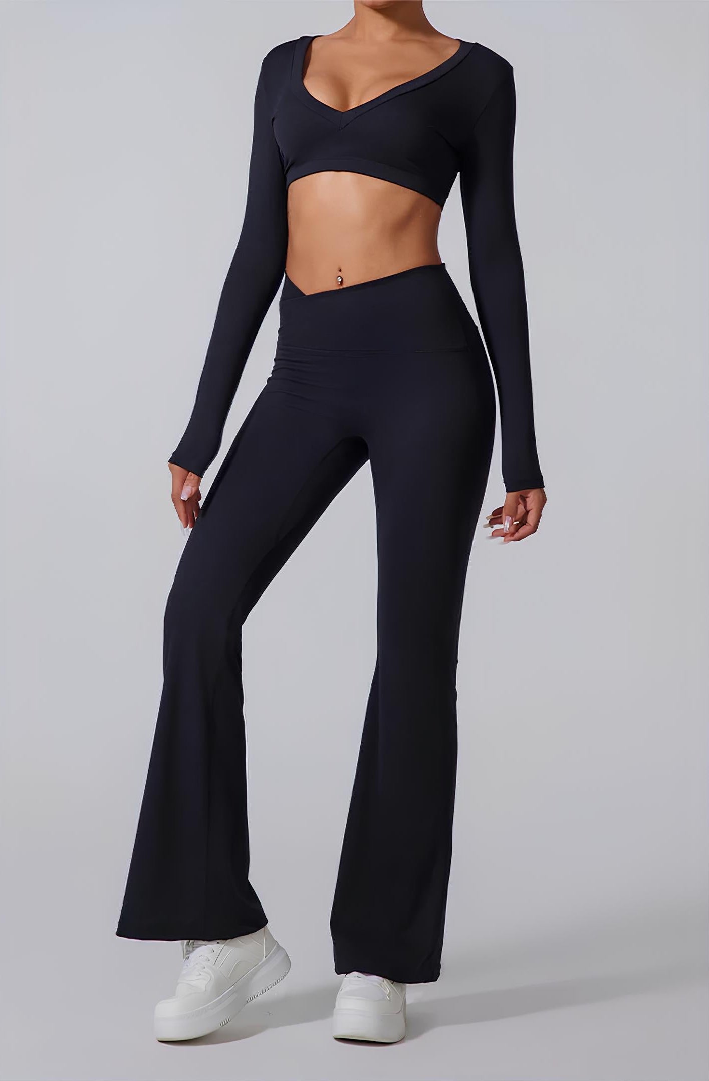 Ensemble Serenity de Little Melon avec vêtements doux et confortables pour bébé, image montrant le tissu et la texture.