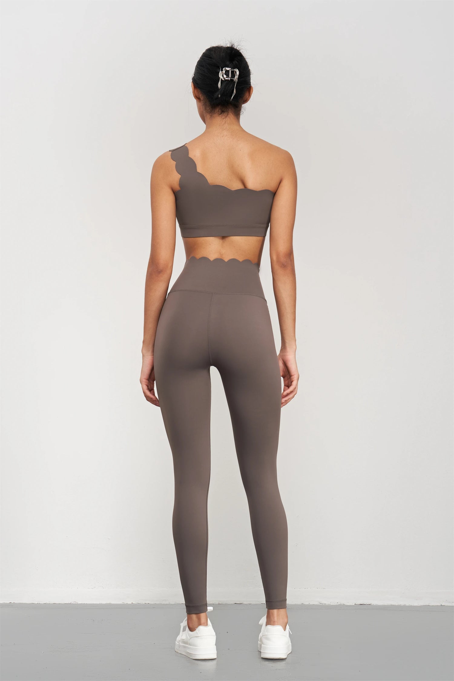 Leggings sirène Little Melon avec motif coloré, tissu extensible, parfaits pour le confort et le style.