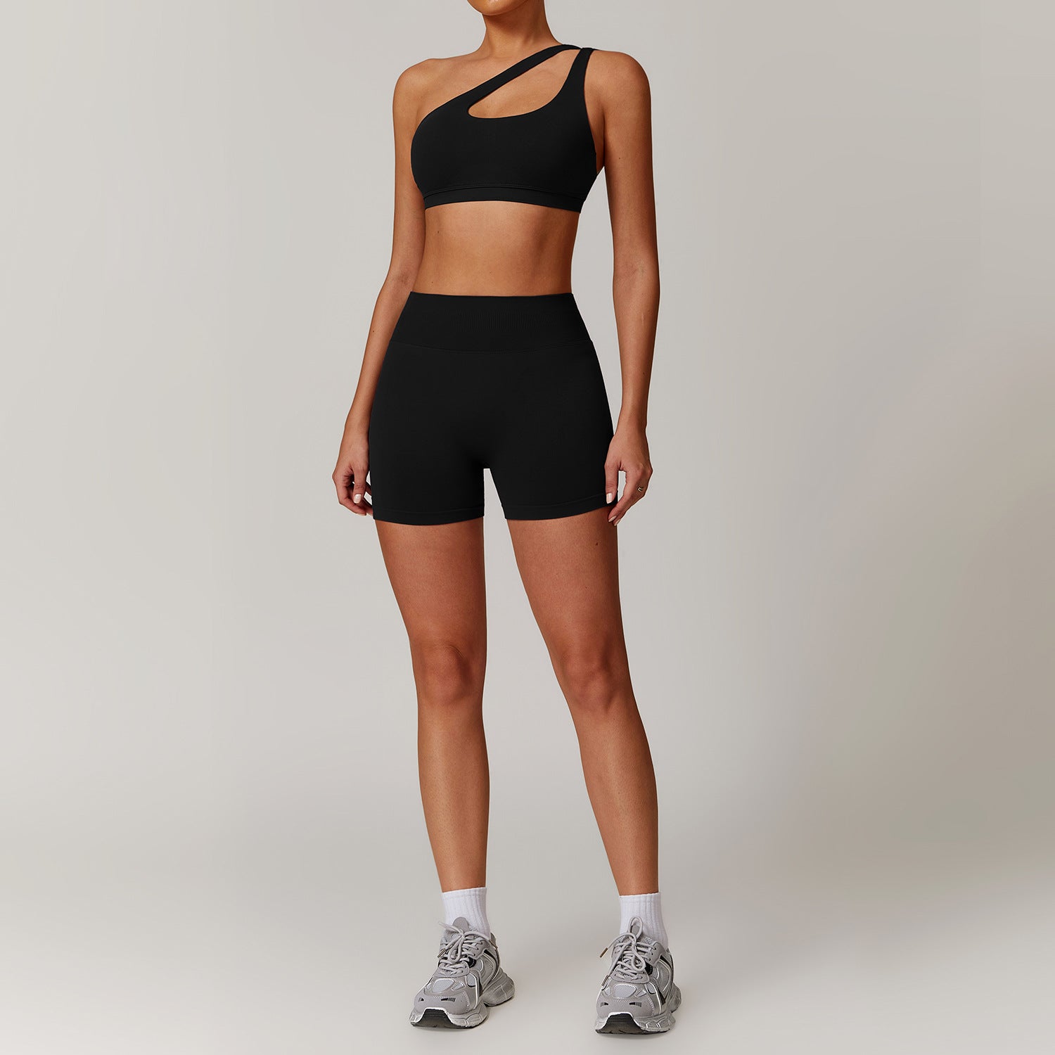 Ensemble de shorts sans couture et soutien-gorge latéral de la marque Little Melon, vêtement de fitness élégant et confortable.