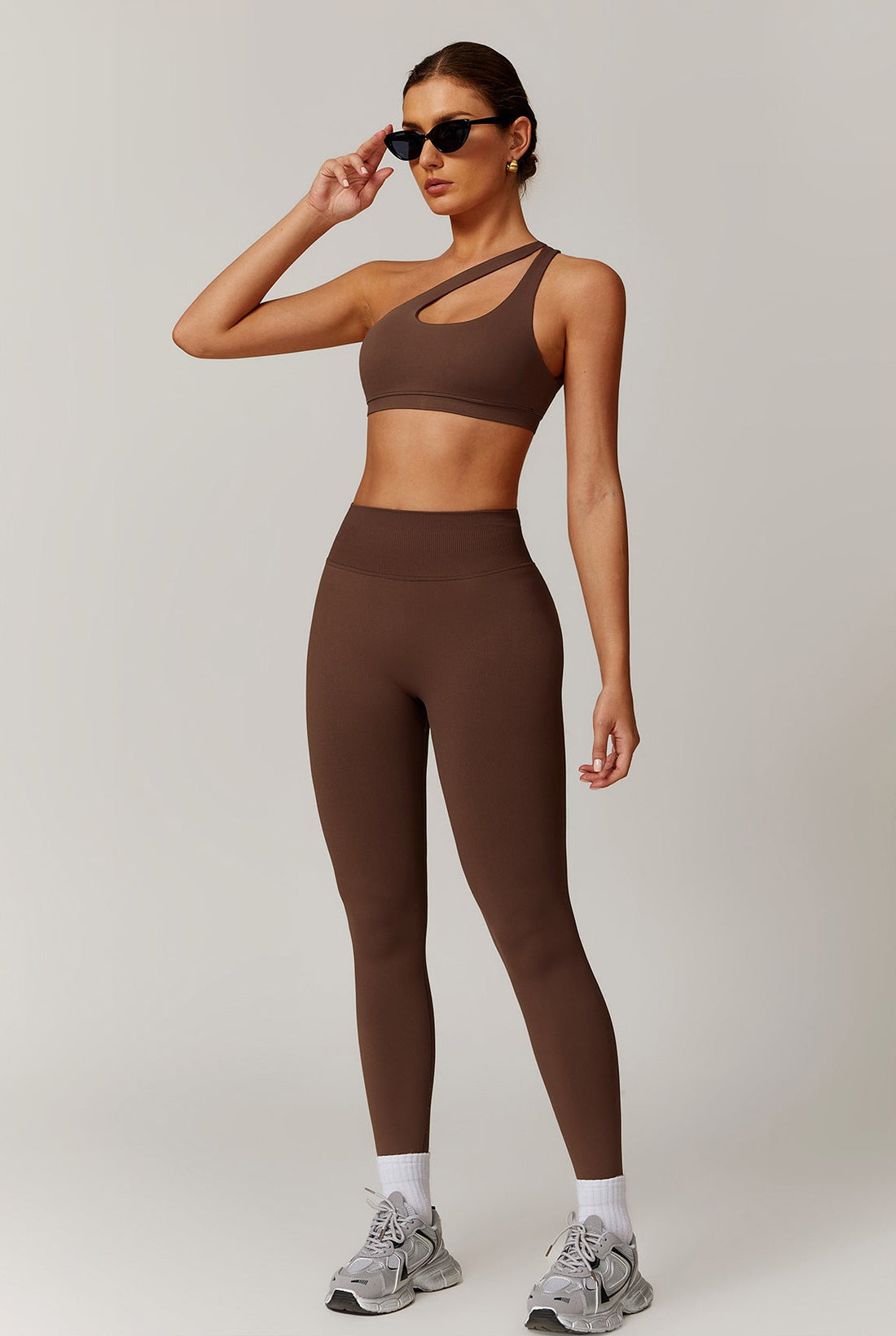 Ensemble de lingerie Seamless Set Side Bra de Little Melon, soutien-gorge sans couture avec design confortable et moderne.