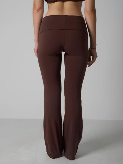 Pantalons lounge confortables et élégants pour femmes Little Melon, tissu doux, coupe décontractée, parfaits pour la détente.