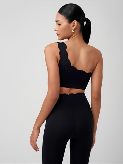 Soutien-gorge Mermaid de Little Melon en noir, détail en dentelle avec finition élégante, adapté pour un style féminin et confortable