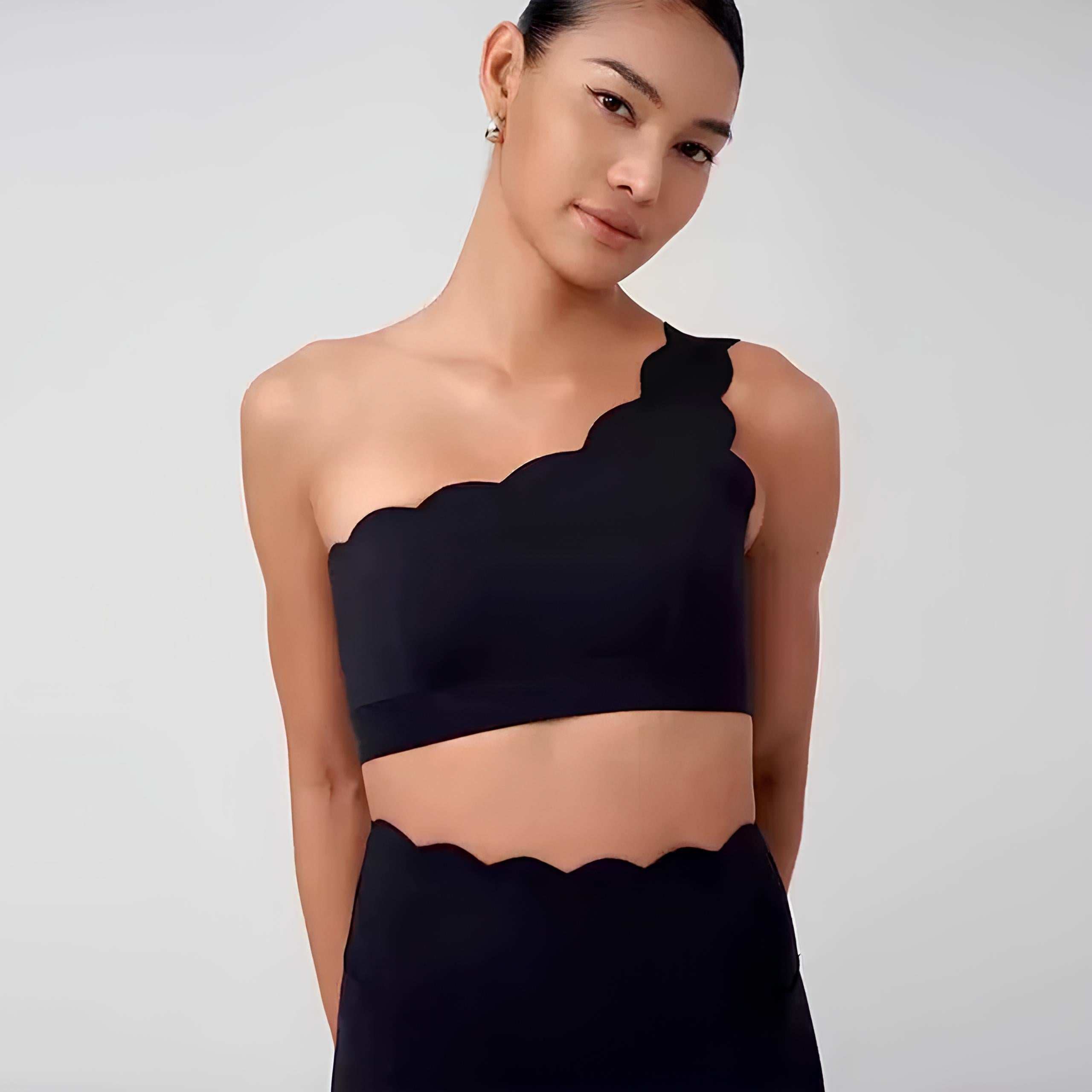 Soutien-gorge sirène noir Little Melon avec design en forme de queue de sirène, en tissu doux et ajustable.